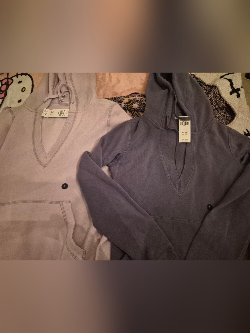 Women’s Hooded V-Neck Pullover Hollister Sweatshirts
